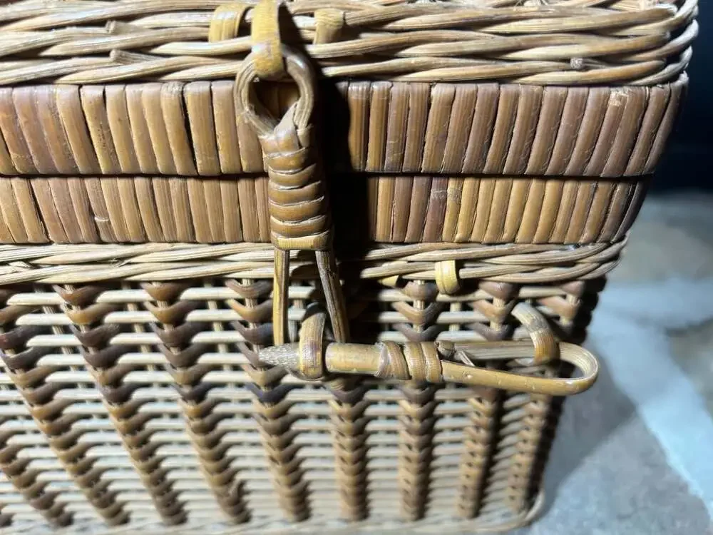 Vintage Wicker Sewing Basket or Picnic basket 11.5 Lx8.5 W8 H